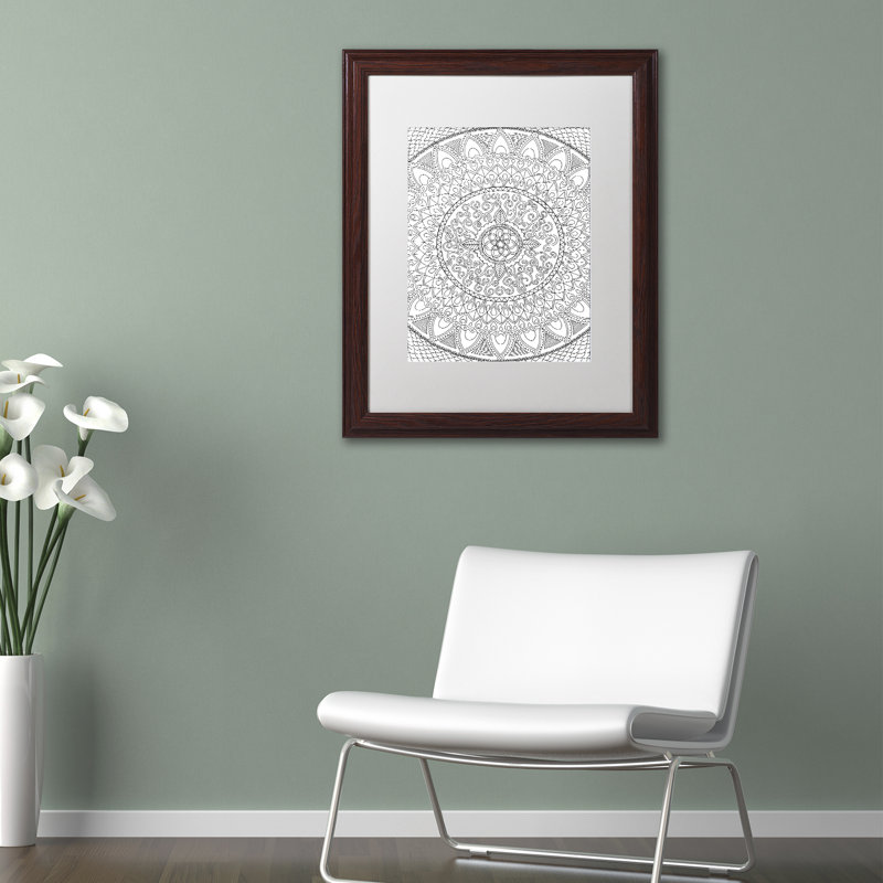 «Petals Mandala», impression encadrée, H 20 po x l 16 po x P 0,5 po, Blanc, Cadre argenté