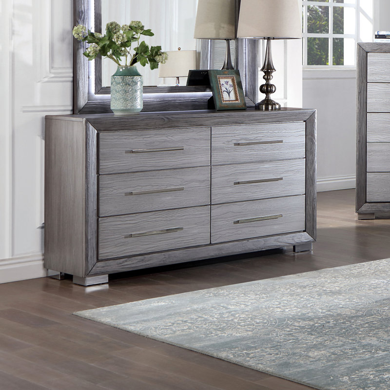 Yanil Davydov 6-Drawer Dresser