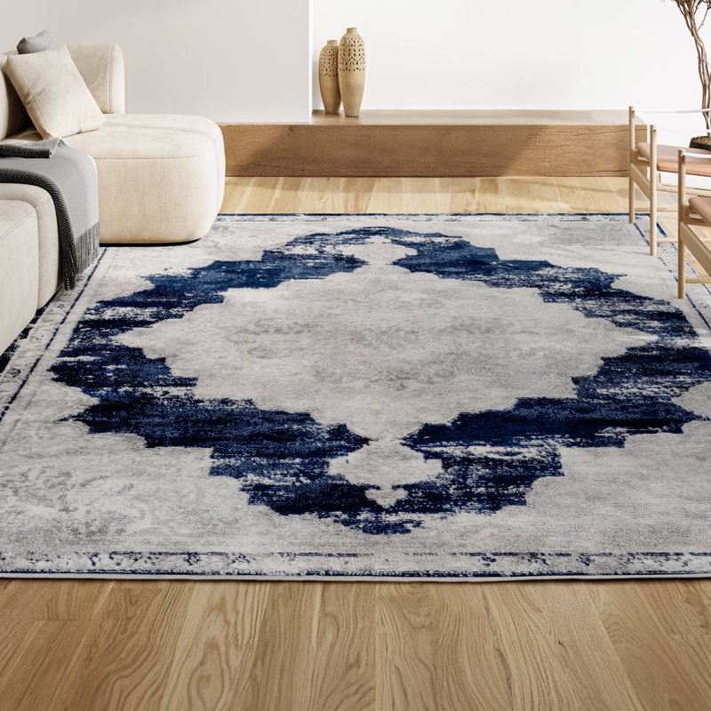 Tapis ivoire / bleu marine Amee, Rectangle 5 pi 3 po x 7 pi 6 po