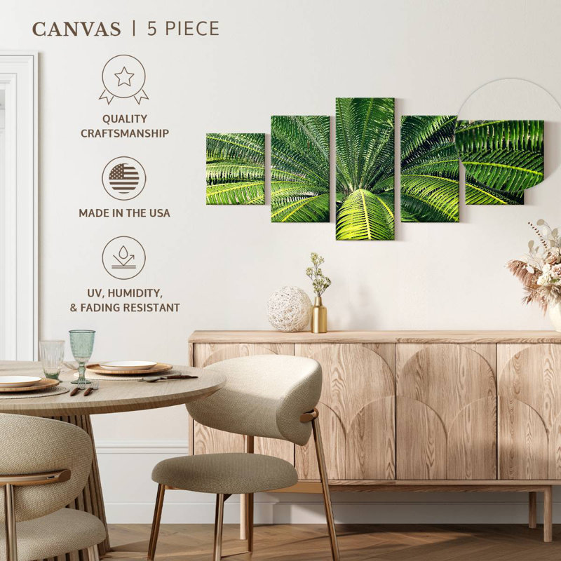 Palmier envahi, H 24 po x l 55 po