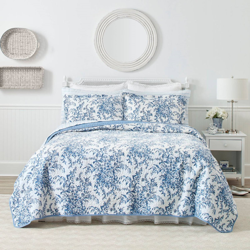 Laura Ashley Bedford Cotton Reversible Quilt Set, King Quilt + 2 King Shams, Blue Floral