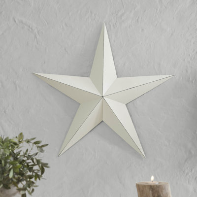 Festive Finds Metal Star Distressed Rust