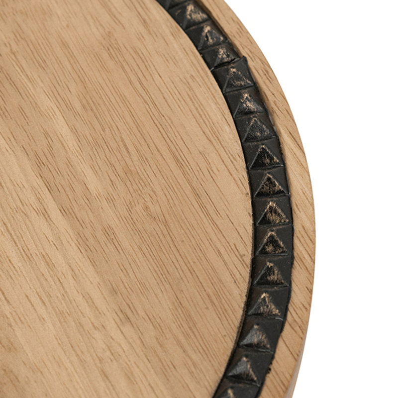 Plateau rond à piédestal en bois avec détails noirs et support sculptural