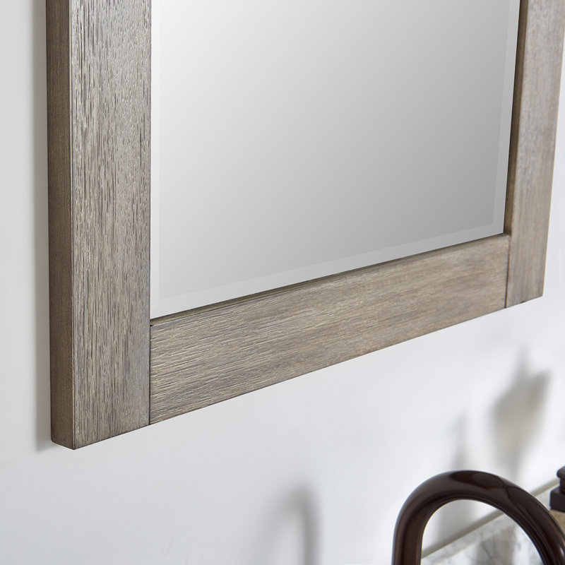 Miroir de salle de bain mural Karamfila, 39,4 po x 24 po, Gris classique