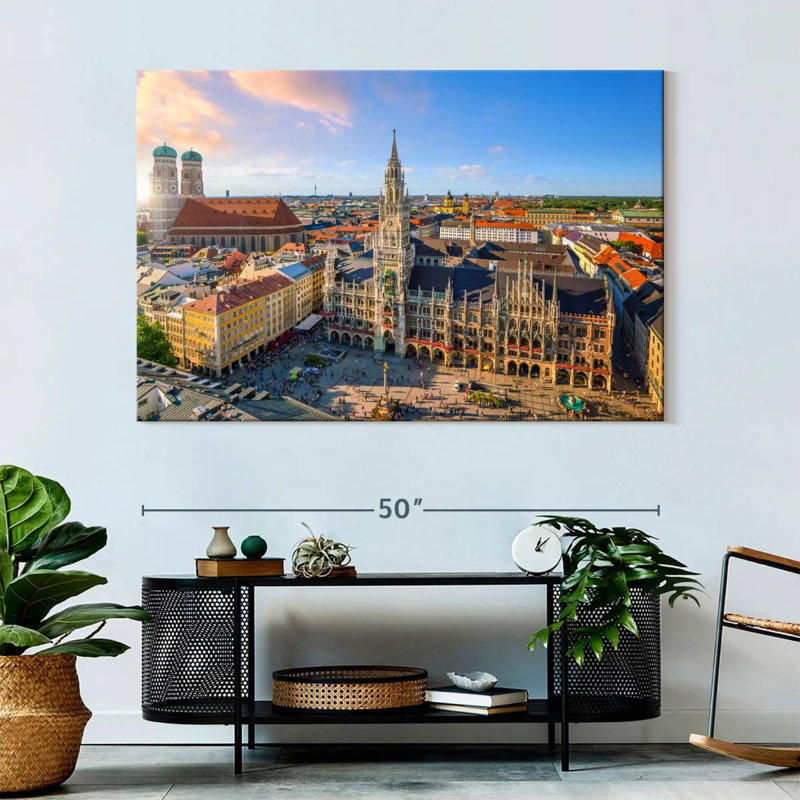 Nicci Munich Skyline, H 34 po x l 51 po