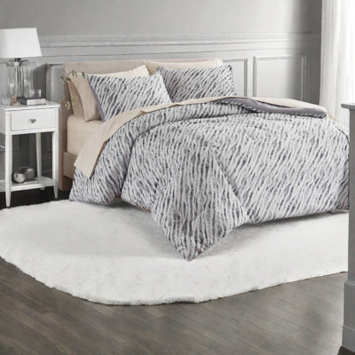 Striped and Abstract Comforter Set