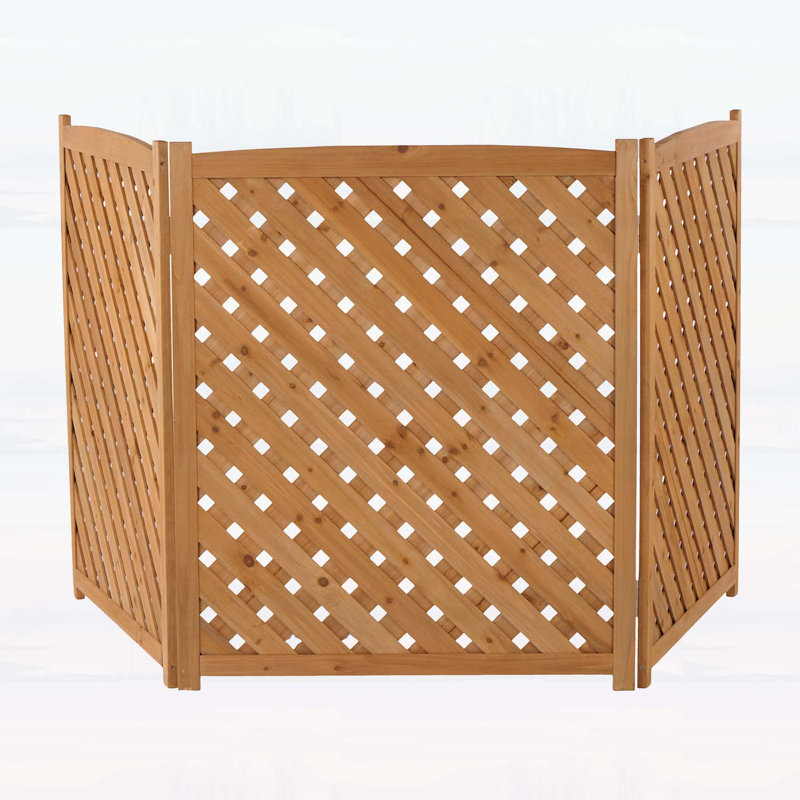 Wooden Screen for Enhanced Privacy and Ventilation
