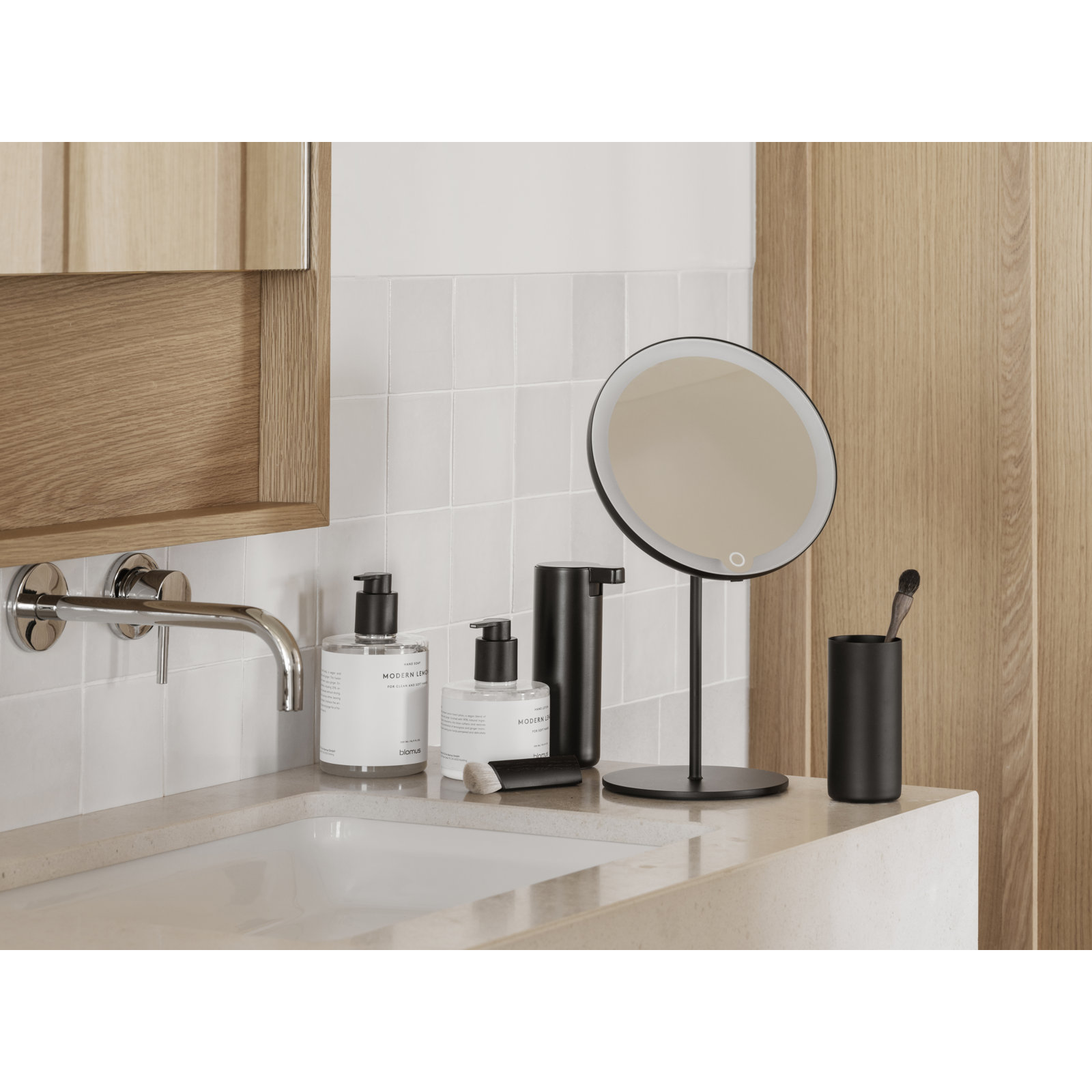 MODO Bathroom Tumbler / Toothbrush Holder, Black