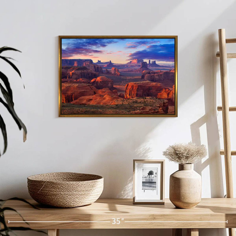 Hunts Mesa Monument Valley Sunset, 19 po x 13 po, Cadre flottant doré