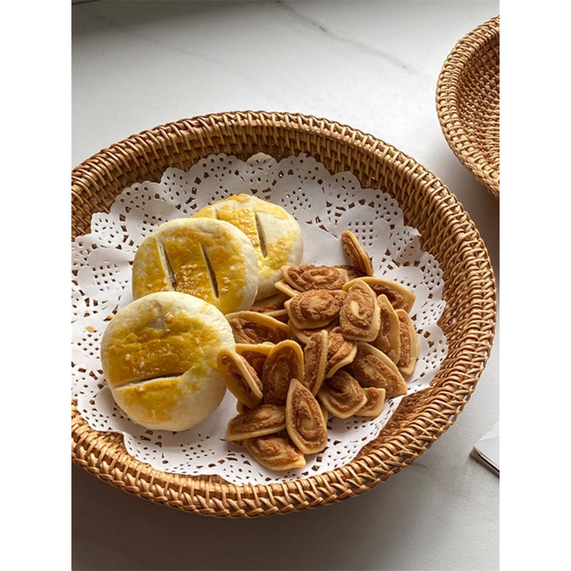 Caillou Natural Fibers Tray