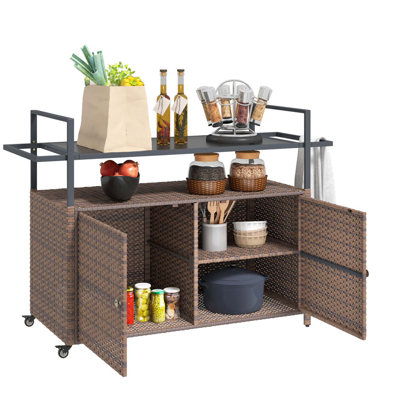 Table de bar d'extérieur à deux niveaux avec plateau en verre trempé, armoire de rangement intégrée et caractéristiques de mobilité pour un service et un divertissement sans effort.
