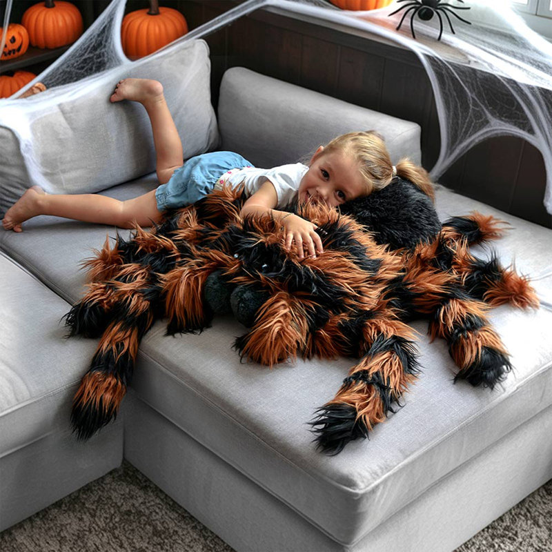  Plush Giant Tarantula Pillow - Black/Brown