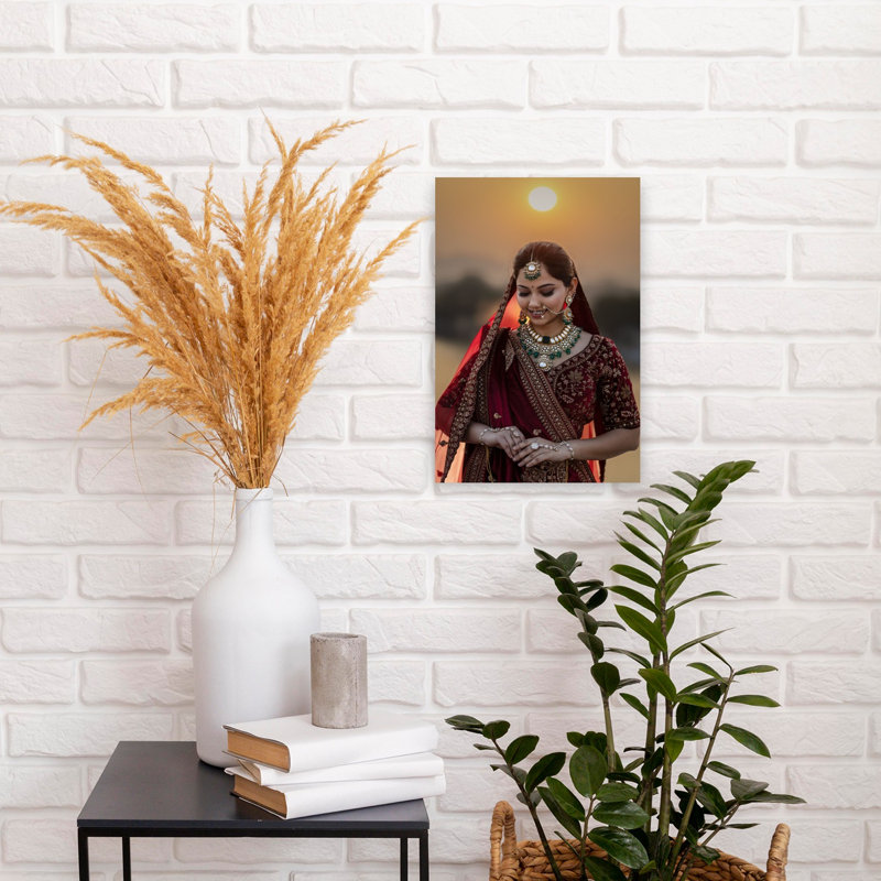 Indian Bride Sunset, H 18 po x l 12 po