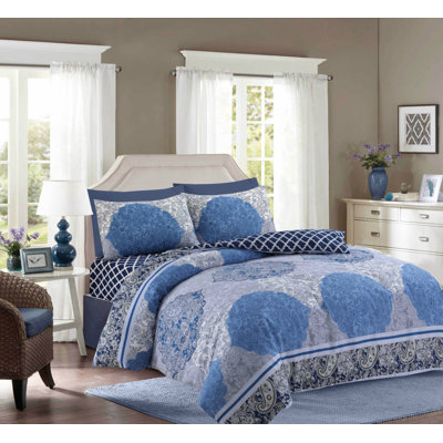 Complete Bedding Set Cotton Rich Floral Duvet Cover, Fitted Sheet & Pillowcases Soft, Breathable & Wrinkle-Resistant