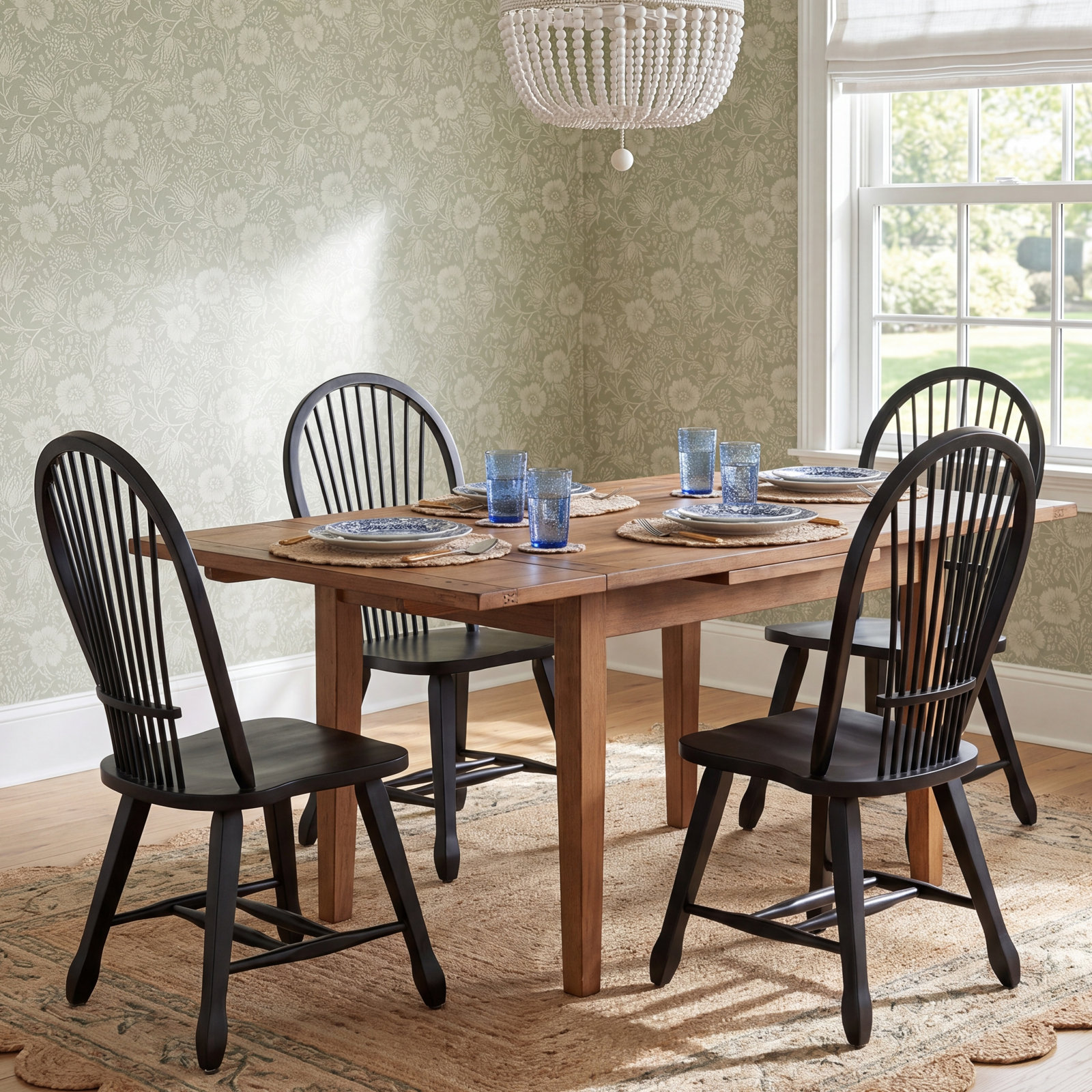 Makira 5 - Piece Extendable Dining Set