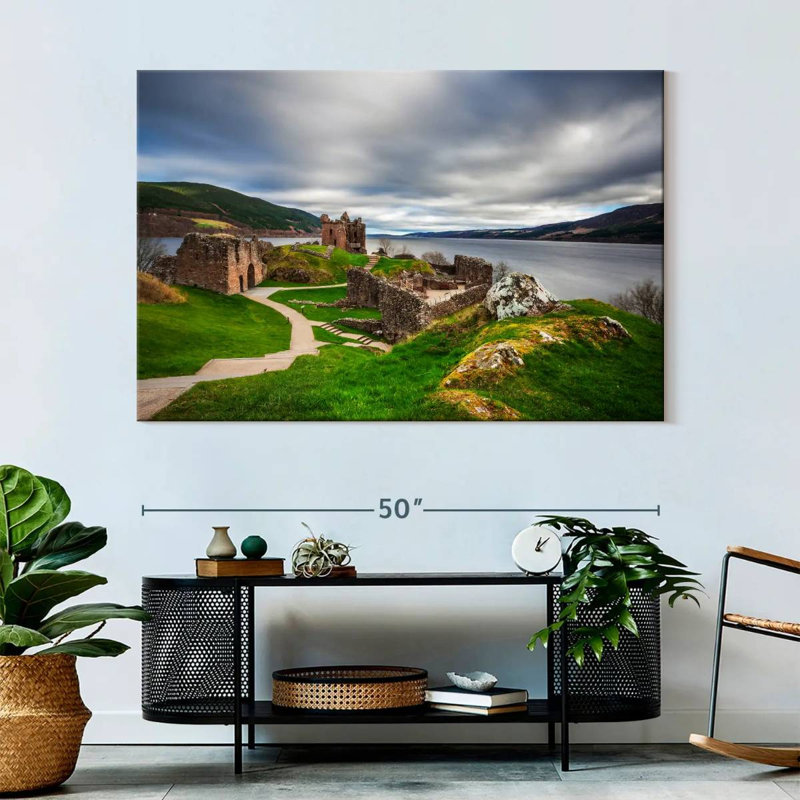 Château d'Urquhart, H 34 po x l 51 po