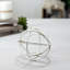 Sculpture boule blanche en métal-21304500