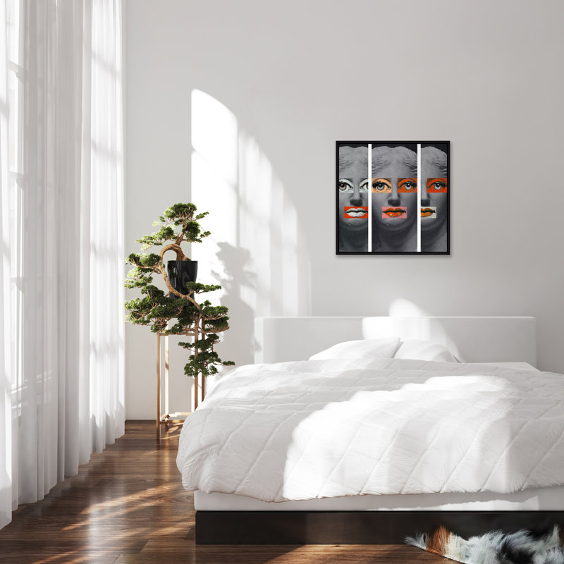 "Venus Triptych II" par Jeffrey Goodman - cadre flottant, impression sur toile, Image au pinceau gel, H 25,75 po x l 25,75 po
