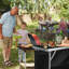 Table de bar pliante portative pour patio avec tablette-1791576425