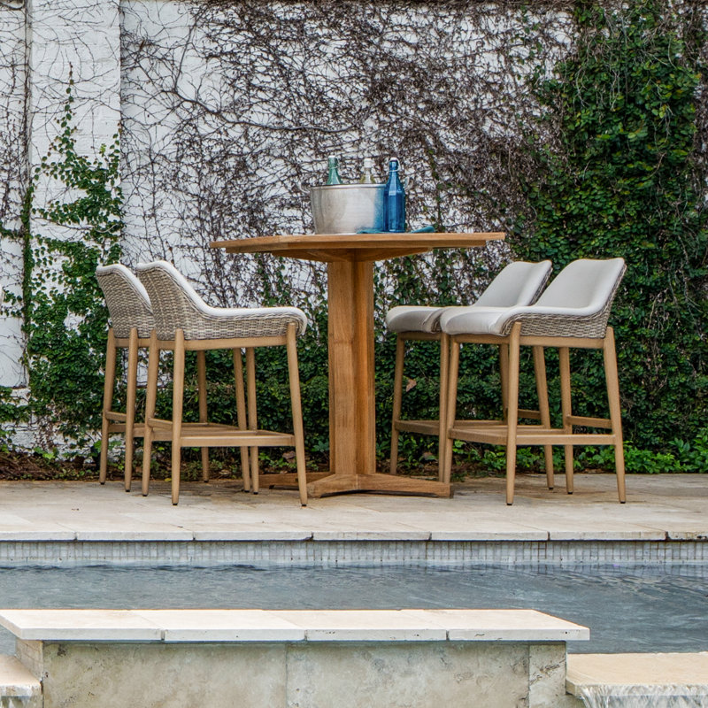 Palma Bar Stool