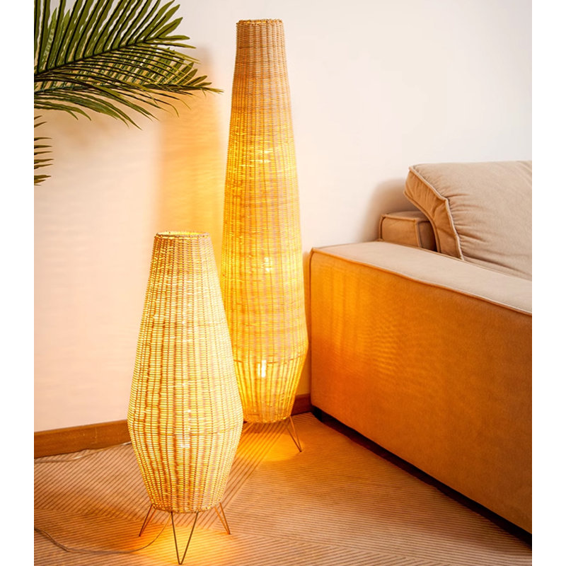 Luminaire de plancher conique en rotin tissé