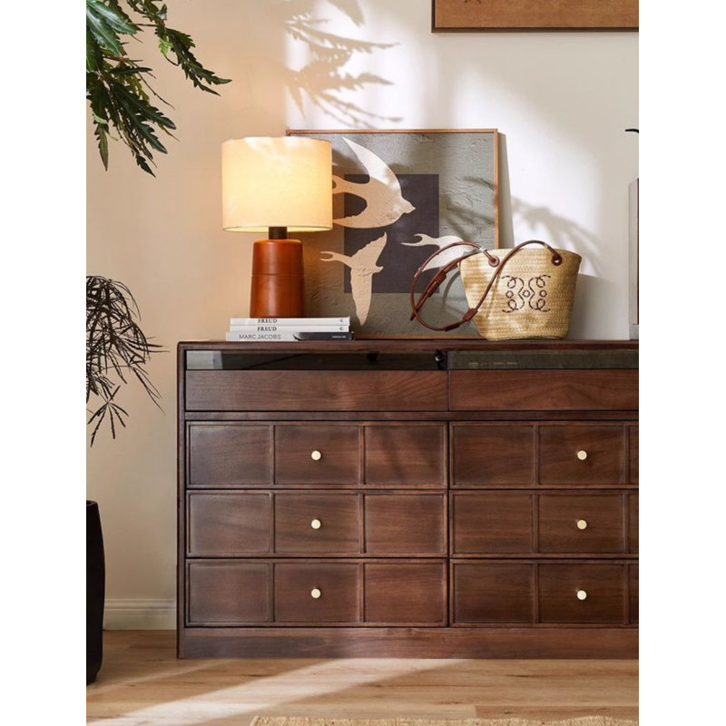 Commode rétro pratique