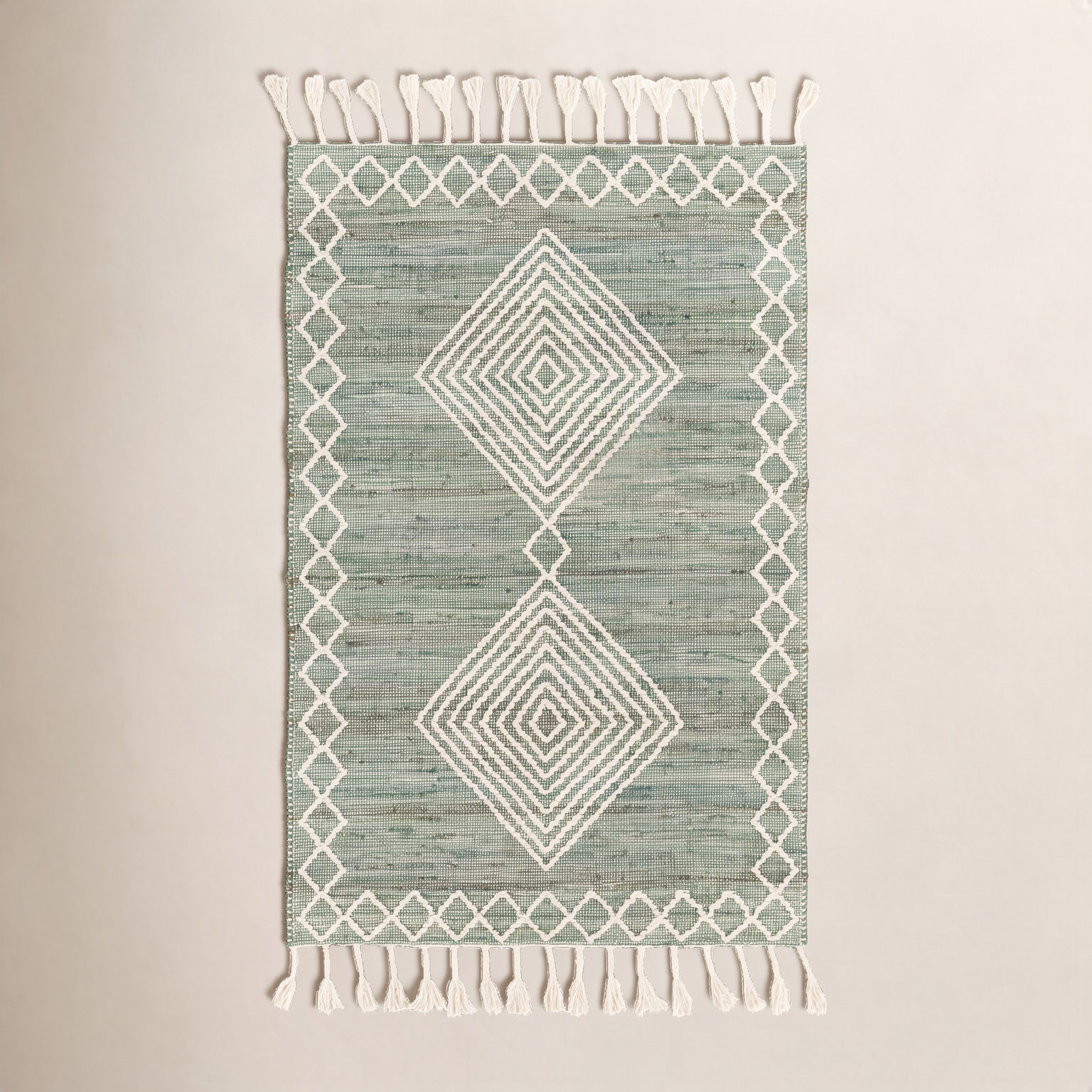 Rodriguez Hand-Woven Green Geometric Jute Rug, Rectangle 2' x 3'
