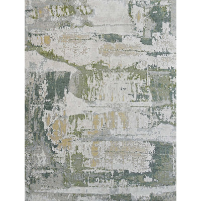 Hand Knotted Area Rug in Ivory And Green