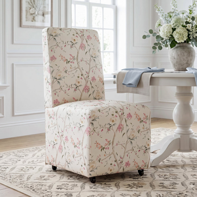 Chaise d'appoint rembourrée Colette avec roulettes, Chinoiserie blanche et rose
