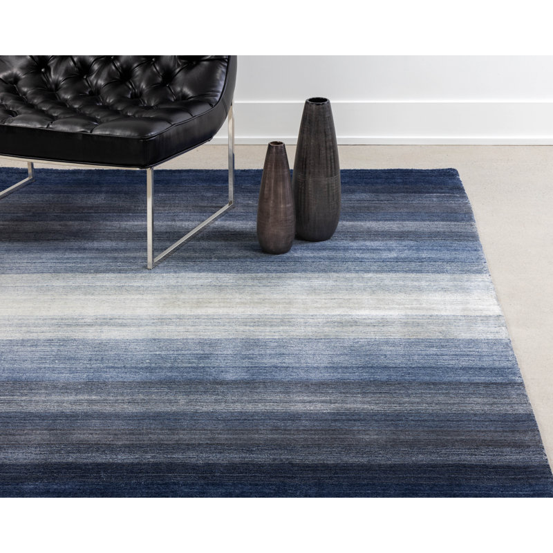 Area Rug in Blue, Rectangle 8' x 10'