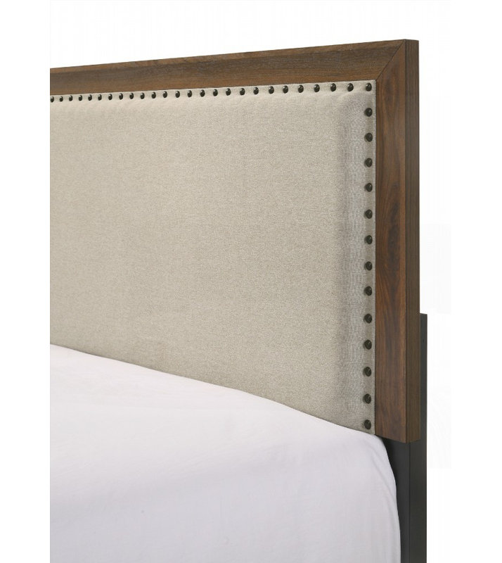 Tête de lit tapissier très grande taille en cerisier brun avec garniture cloutée capitonnée - aucun sommier nécessaire Durable