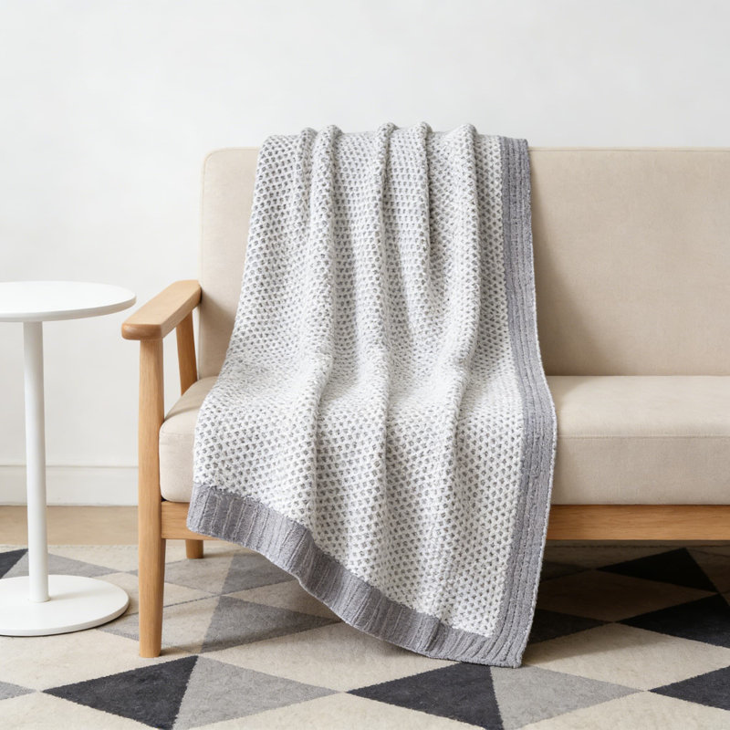 Jeté en chenille Honeycomb Knit, Gris à rayures