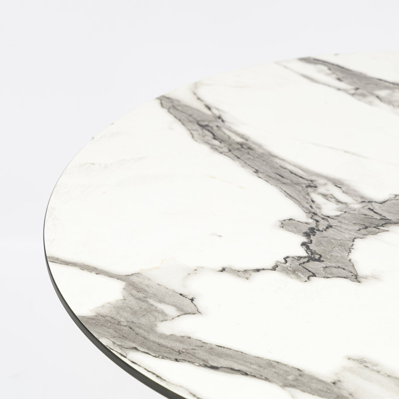Table ronde Abode, Blanc
