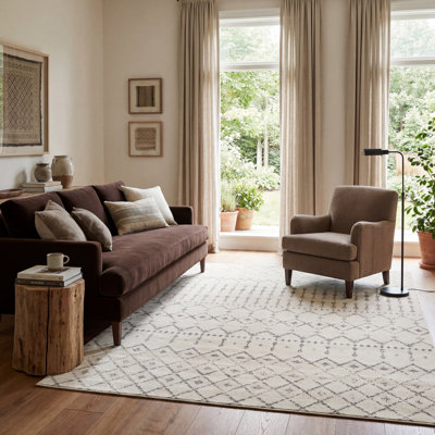 Giannini Geometric Moroccan Area Rug in Grey/ Off White