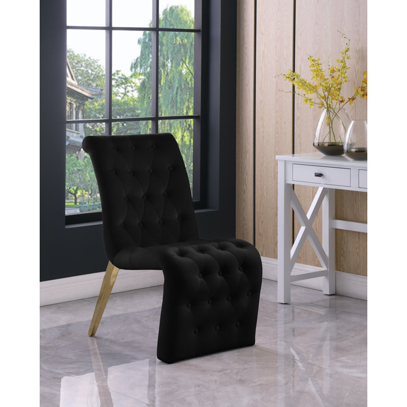 Chaise d'appoint rembourrée en velours capitonné Desroches, Velours noir