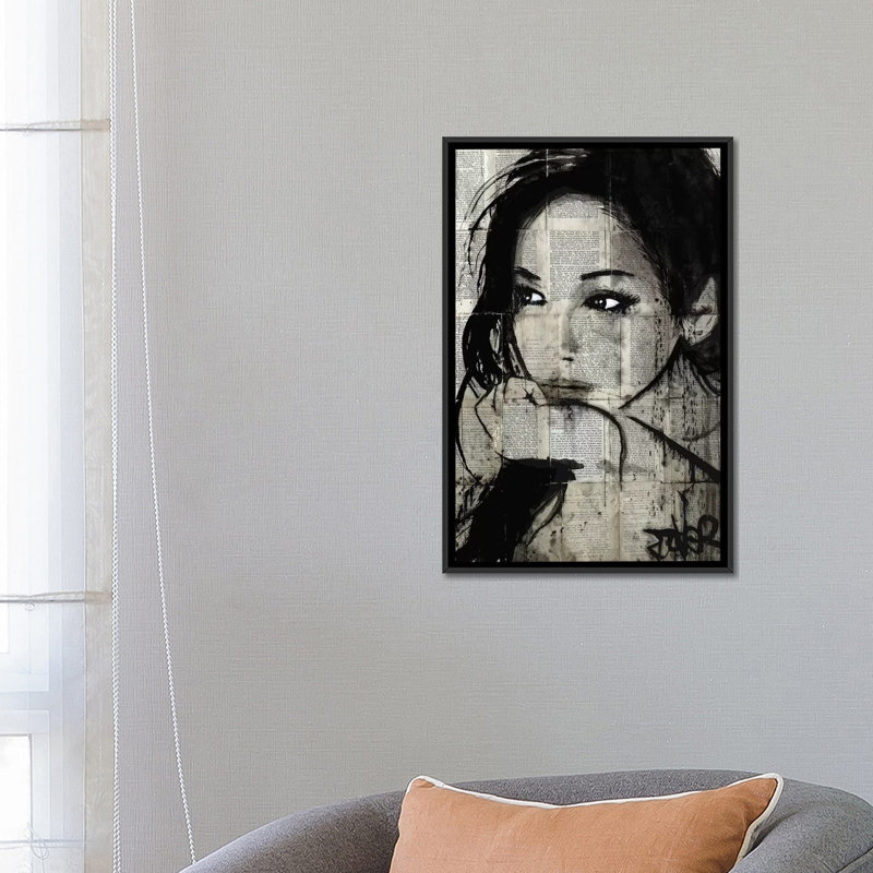 «Ruth», impression sur toile, H 26 po x l 18 po x P 1,5 po, Toile encadrée noire, Pas de tapis