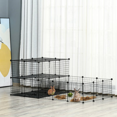 Parc pour petits animaux avec 47 panneaux. Convient aux cochons d'Inde, chinchillas,. Conception personnalisable, assemblage facile. 69 po. X 41,5 po. 27,5 po. Parc pour animaux en métal noir. Style bricolage convenable, à assembler.