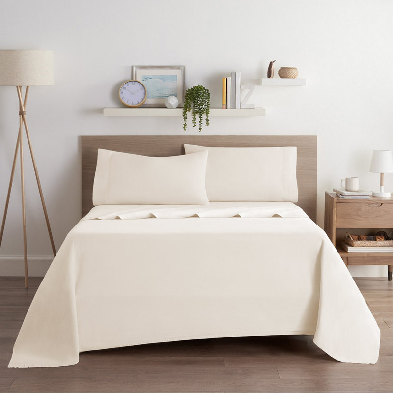 Moitreo Luxury Microfiber Flat Sheet Breathable & Durable Bedding Sheet, Kingsize (5'), Cream