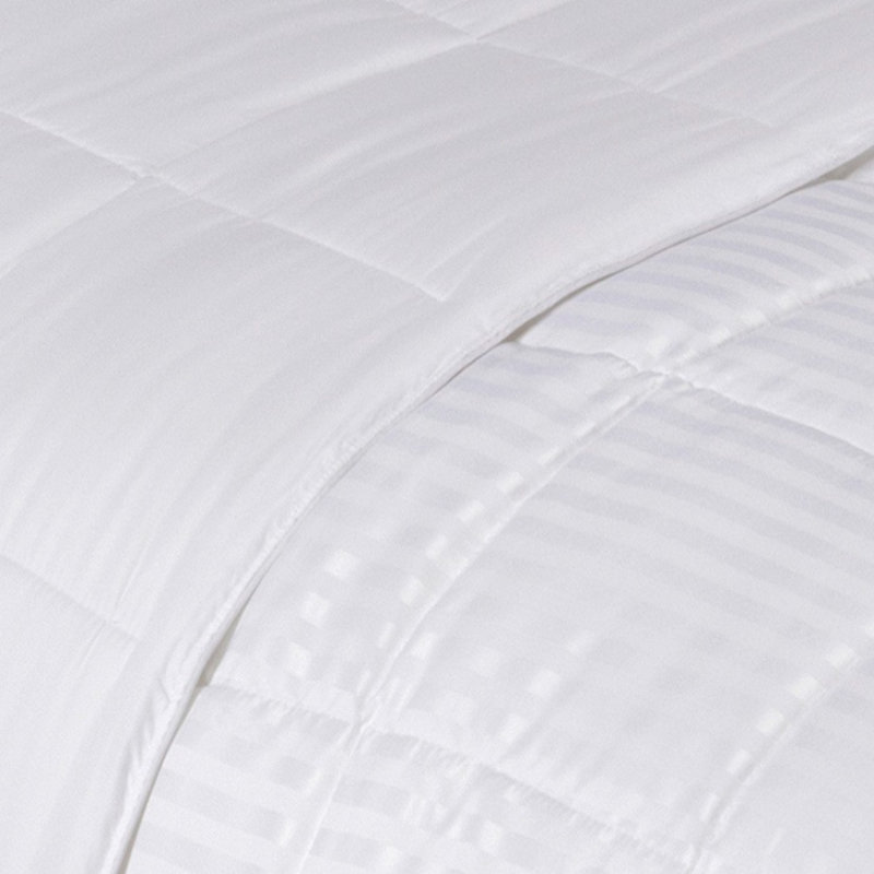 All Season Reversible Down Alternative Blanket, White, Full / Queen