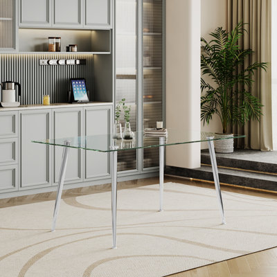 Table de salle à manger en verre trempé de 0,32 po d'épaisseur avec pieds en acier inoxydable argenté, conception contemporaine pour les environnements, plateau de table durable et simple à nettoyer, variations dorées, profondeur de 63,84 po, profondeur de 35,23 po