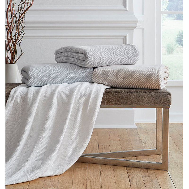 Camilo Blanket, White/Aquamarine, King