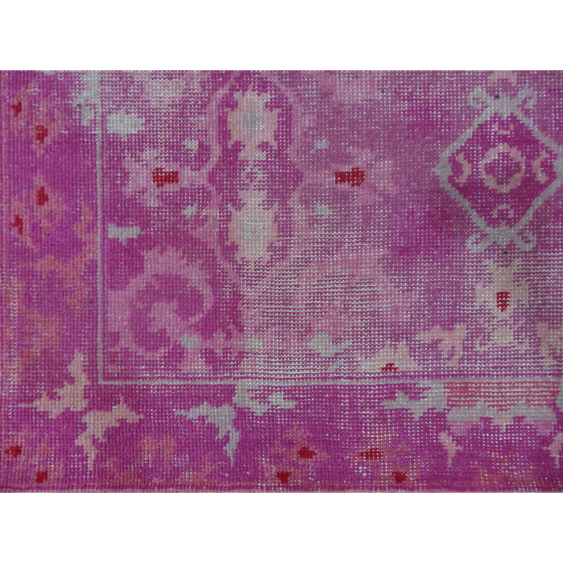 Tapis rose noué à la main Valmonte, 5 pi 2 po x 7 pi 2 po