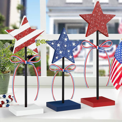 Ensemble d'étoiles en bois 4ème plateau du 4 juillet, décorations de table patriotique, décor rustique rouge, blanc et bleu pour le Jour du Souvenir et le Jour de l'Independance