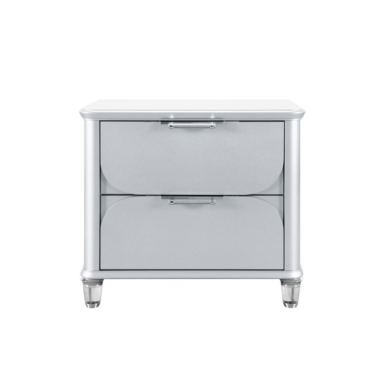 Table de chevet argentée avec tiroirs spacieux et design contemporain de chambre à coucher