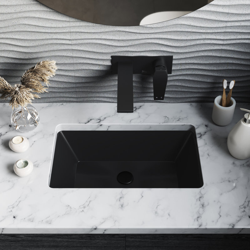 Lavabo de salle de bain rectangulaire encastré Voltaire, Noir mat, H 8 po x l 21 po x P 5,3 po 