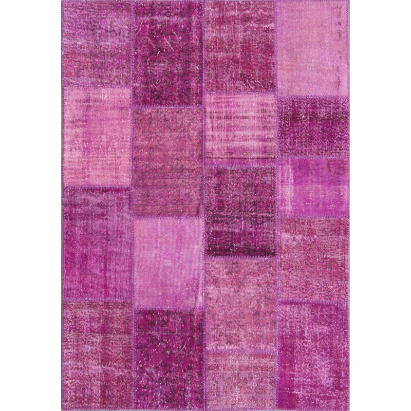 Geometric Area Rug in Pink