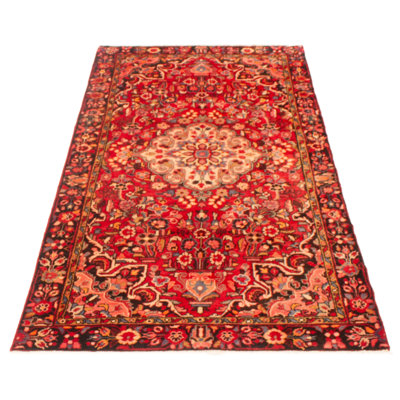 Anadol Red Rug 4'8" x 9'5"
