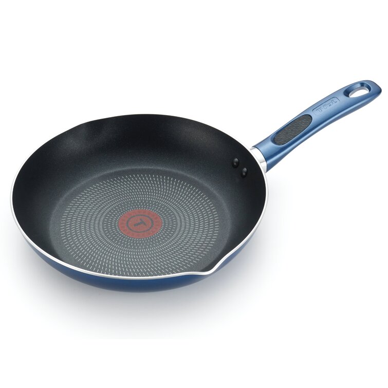 T-Fal Ultimate Hard Anodized Thermo-Spot 12 Covered Saute Pan 