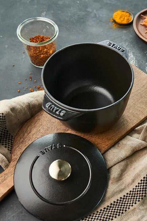 Dutch Ovens & Braisers