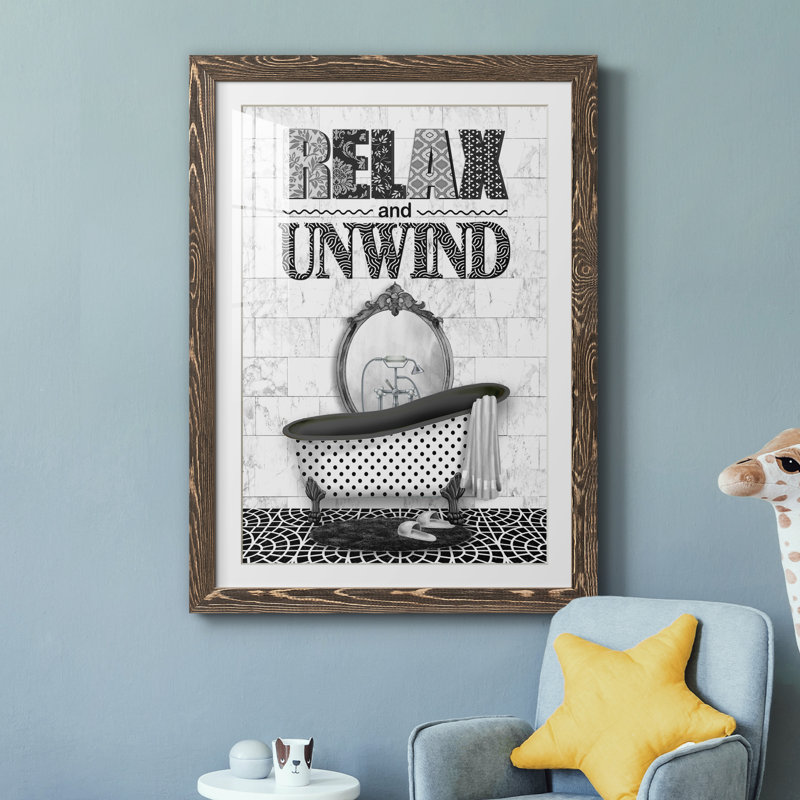 «Relax and Relax» - Cadre photo, Cadre noyer, H 31,5 po x l 23,5 po x P 1,5 po